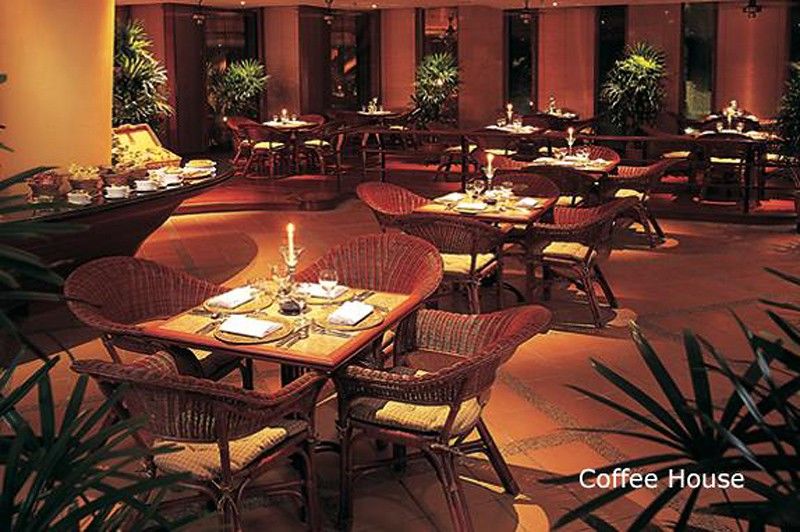 The Millen Penang, Autograph Collection Hotel George Town Buitenkant foto Coffee House